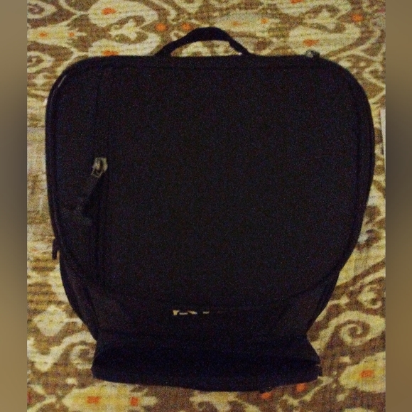 RTIC Backpack Cooler - Picture 4 of 5